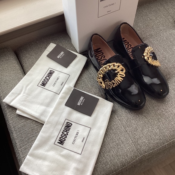 Moschino Logo Chain Loafer (Women) 8US / 38EU - Picture 9 of 16